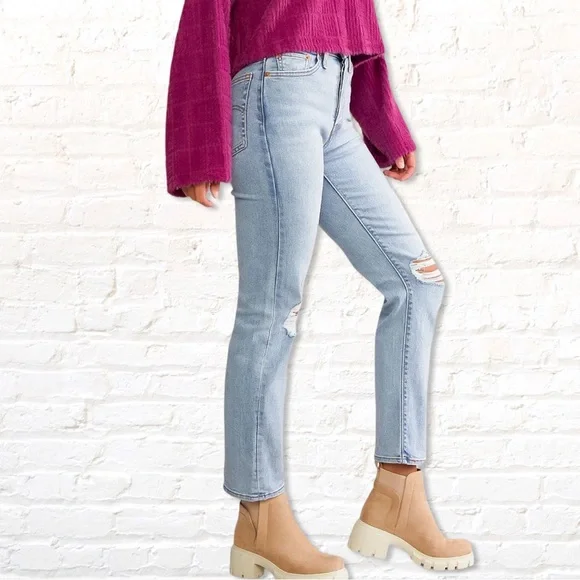 Levi’s Wedgie Straight Jeans Size 30 High Rise Button Fly Light Wash Denim - Picture 3 of 10